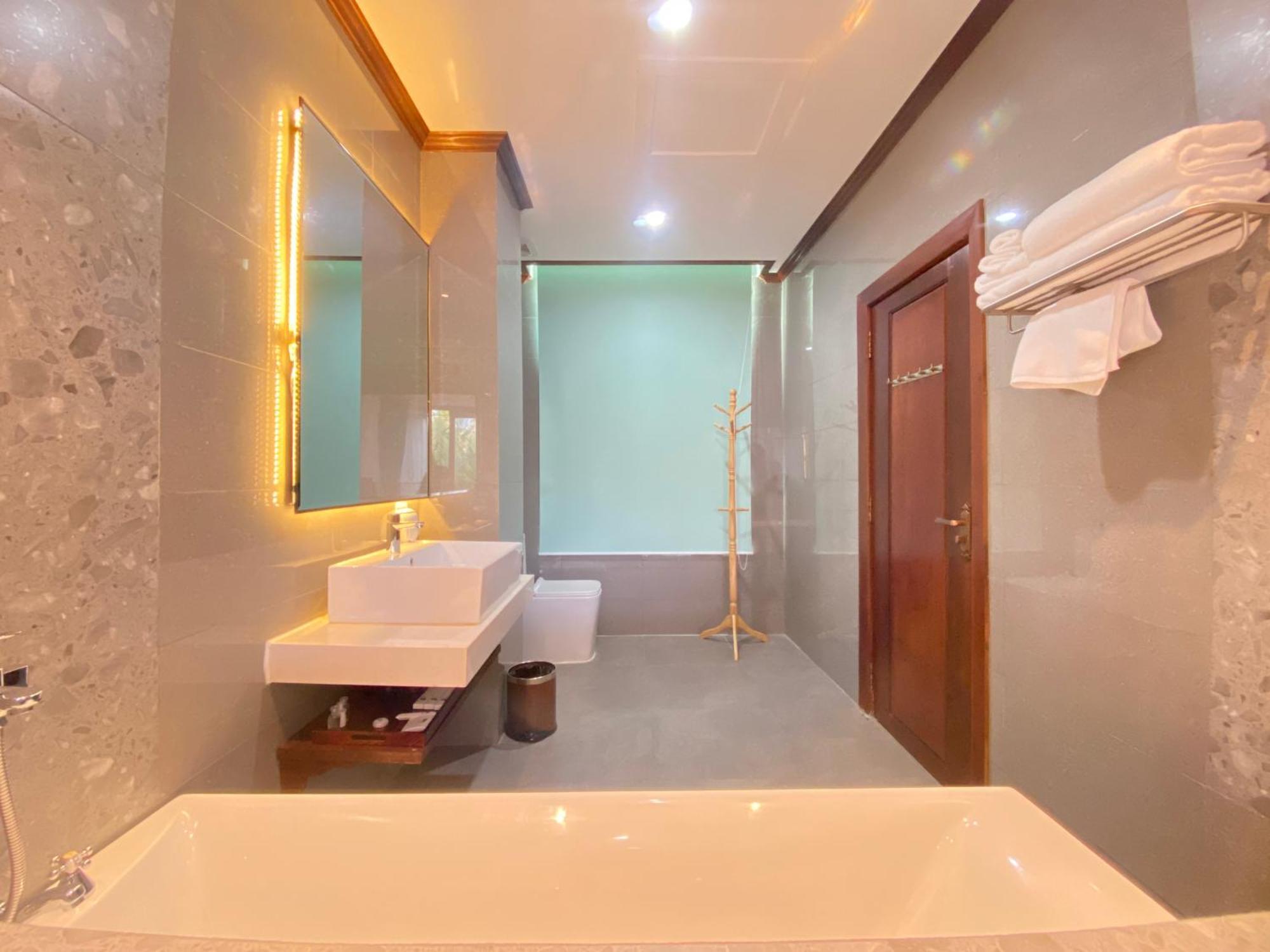 Lodge Moni Essara كامبوت المظهر الخارجي الصورة
