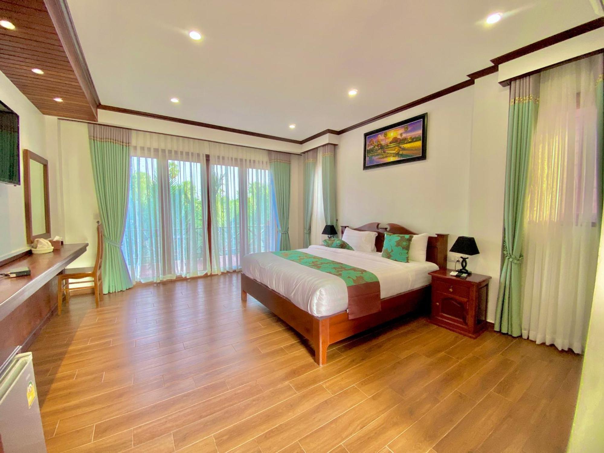 Lodge Moni Essara كامبوت المظهر الخارجي الصورة